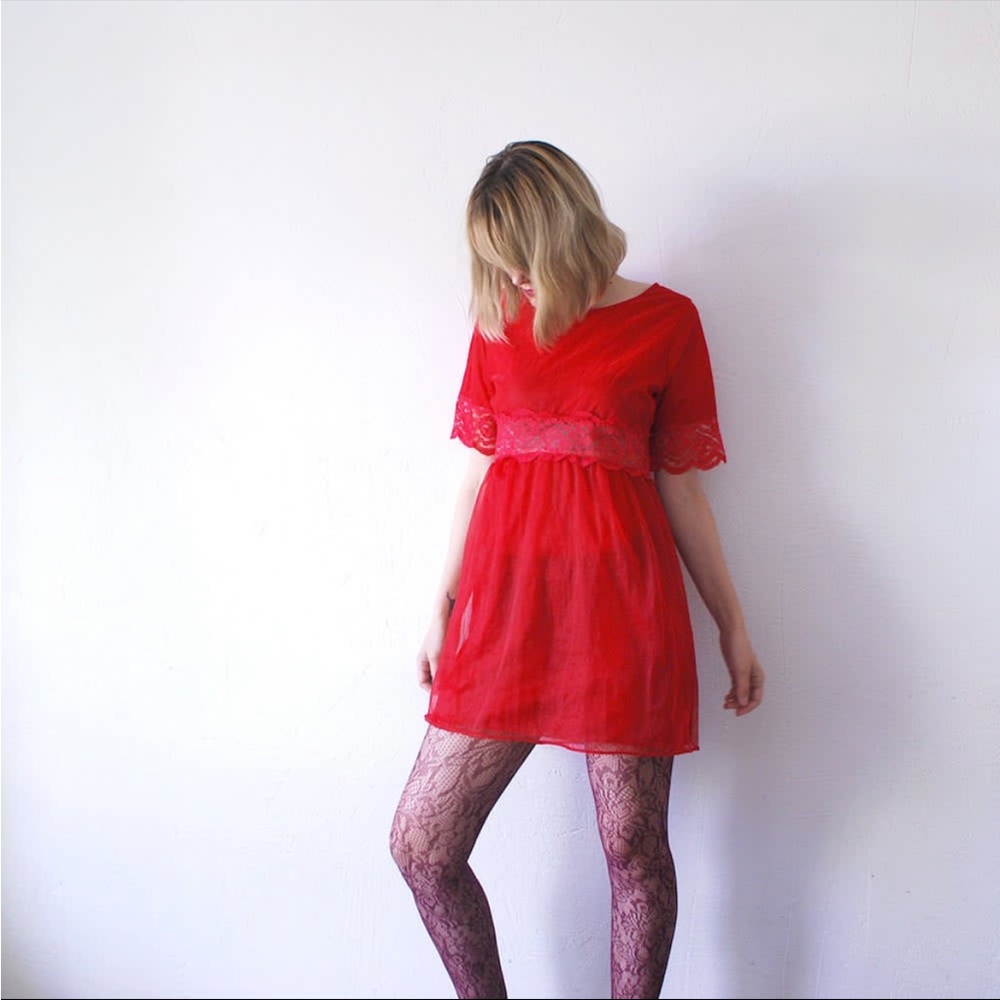 3/$10 vintage Red lace baby doll dress